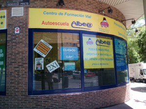 Fachada Autoescuela Albea